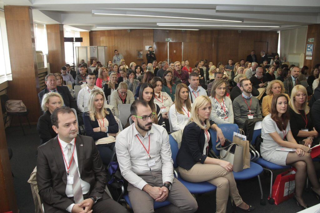 12138505_896081507136580_2501024865640162234_o