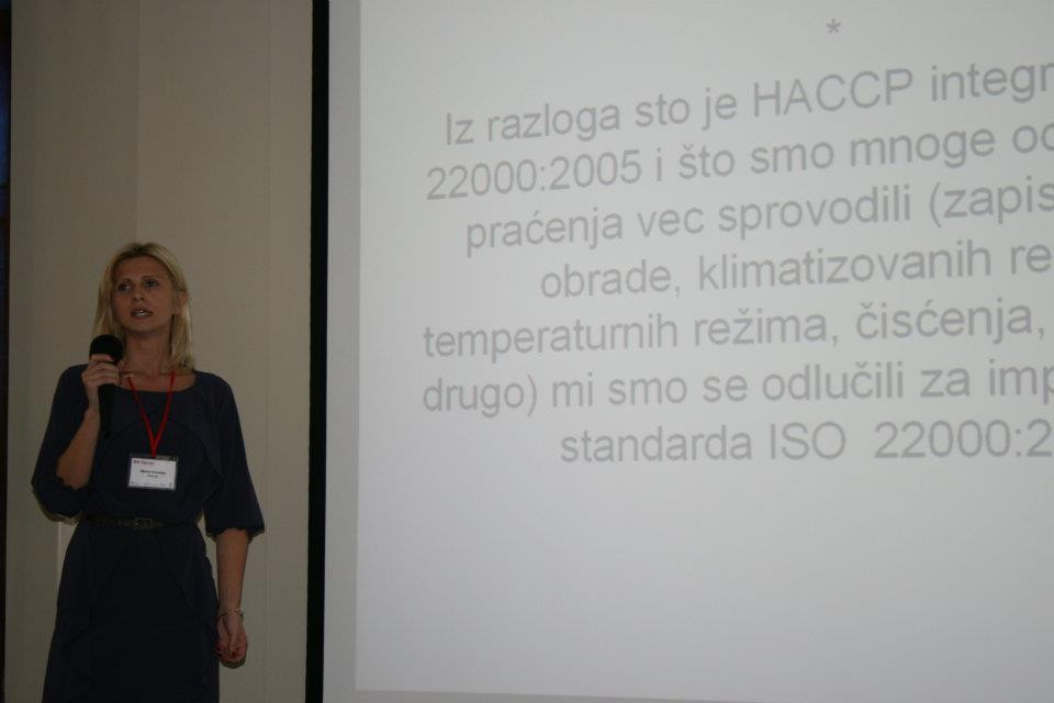 558415_283631138381623_747236860_n